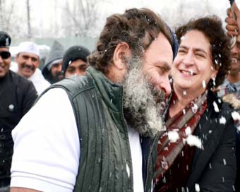 People of Kashmir gave me hearts full of love, not hand grenades: Rahul
