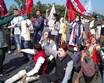 Many highways including Delhi-Jaipur highway blocked during chakka jam in Rajasthan