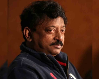 Ram Gopal Varma praises Allu Arjun for his blockbuster 