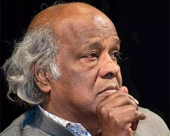 Poet-lyricist Rahat Indori passes away in Indore after testing Covid positive
