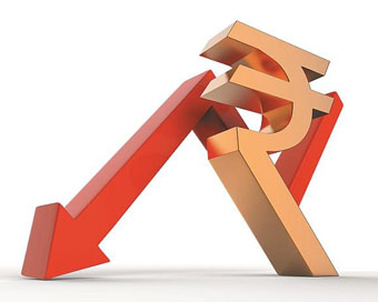 Indian rupee hits 17-month low at 74.34/$