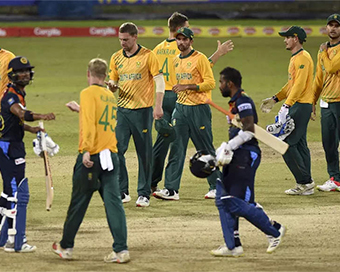 Disciplined bowling helps South Africa take 1-0 lead vs Sri Lanka
