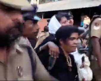 Sabarimala protesters win again, police take back women devotees