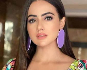 Sana Khan quits showbiz lifestyle, says 