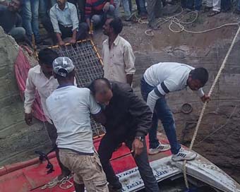 Nashik bus accident site