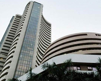 Equity indices fall, Sensex down 600 points