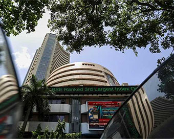 Sensex up 500 points on positive global cues