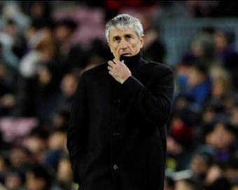 Barcelona sack coach Setien and announce 