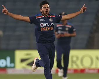 Shardul Thakur replaces Axar Patel in India