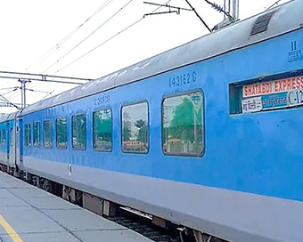 Bomb hoax call in Delhi-bound Shatabdi Express creates panic