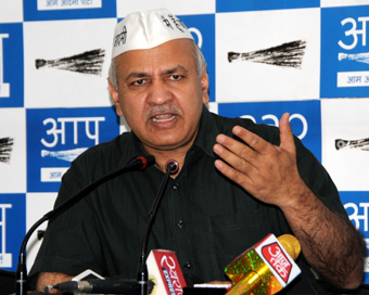 New Delhi: Delhi Deputy Chief Minister and AAP leader Manish Sisodia addresses a press conference in New Delhi, on April 13, 2019. (Photo: IANS)