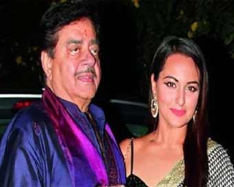 Shatrughan Sinha, Sonakshi Sinha (file photo)