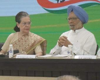 Sonia Gandhi, Manmohan Singh (file photo)
