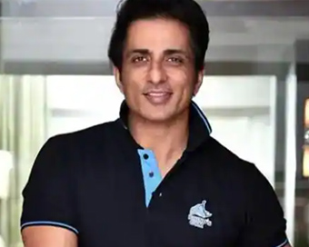 Sonu Sood arranges bed at Ganjam hospital; DM denies, actor responds