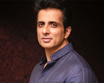 Sonu Sood thanks Telangana police for nabbing fraudster using his name