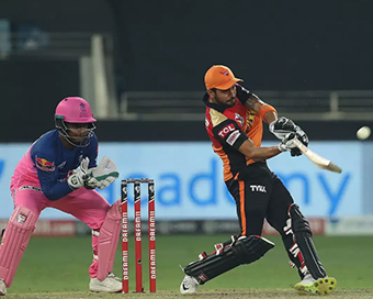 Manish Pandey in action against RR