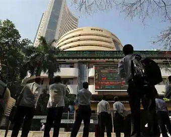 Sensex tumbles over 450 pts, Nifty gives up 14,400 in volatile trade; RIL, Infosys drag