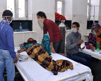 Jaipur: Swine flu patients being treated at a Jaipur hospital.