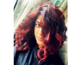 Tahira Kashyap goes bold with fiery red hair