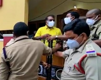 Several TDP leaders in Andhra Pradesh put under house arrest