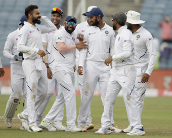 India beat South Africa by an innings and 137 runs in the second Test