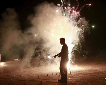 Supreme Court permits sale, bursting of crackers in Telangana