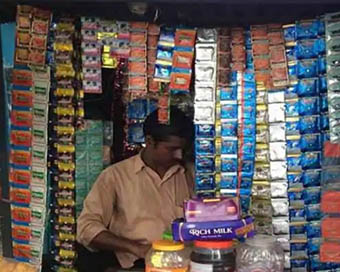 Gujarat extends ban on Gutka, tobacco products for one more year
