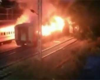 9 dead, 20 injured in Madurai train coach fire 