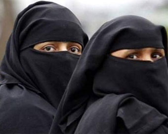 SC notice to Centre on plea challenging Triple Talaq law