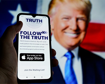 Donald Trump launches his Twitter-alike app Truth Social on iOS