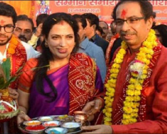 Uddhav Thackeray with wife Rashmi Thackeray (file photo)