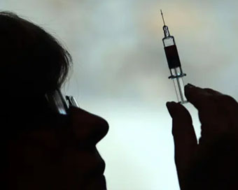 UK to deliberately infect volunteers with coronavirus to test vaccines’ efficacy: Report