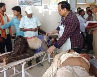 Sonbhadra: People injured in clashes that erupted over a land dispute, receiving treatment at a hospital in Uttar Pradesh