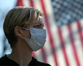 US coronavirus deaths top 9,000