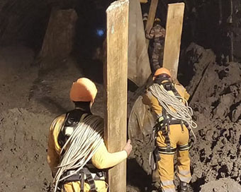 Uttarakhand: No breakthrough yet in rescue operation inside tunnel