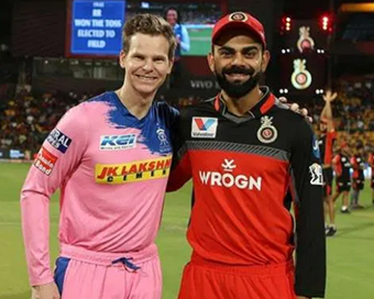 RR captain Steve Smith with RCB Virat Kohli