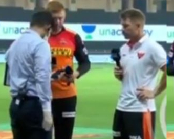 So embarrassing: Warner caught farting on live interview