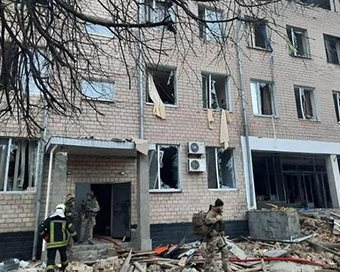 Russia-Ukraine war: Windows in apartment blocks in Kharkiv shaking due to constant blasts