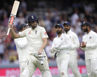 Wokes, Bairstow give England 250-run lead over India on Day 3