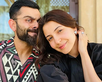 Anushka Sharma, Virat Kohli celebrate 4 years of marriage with unseen goofy pics